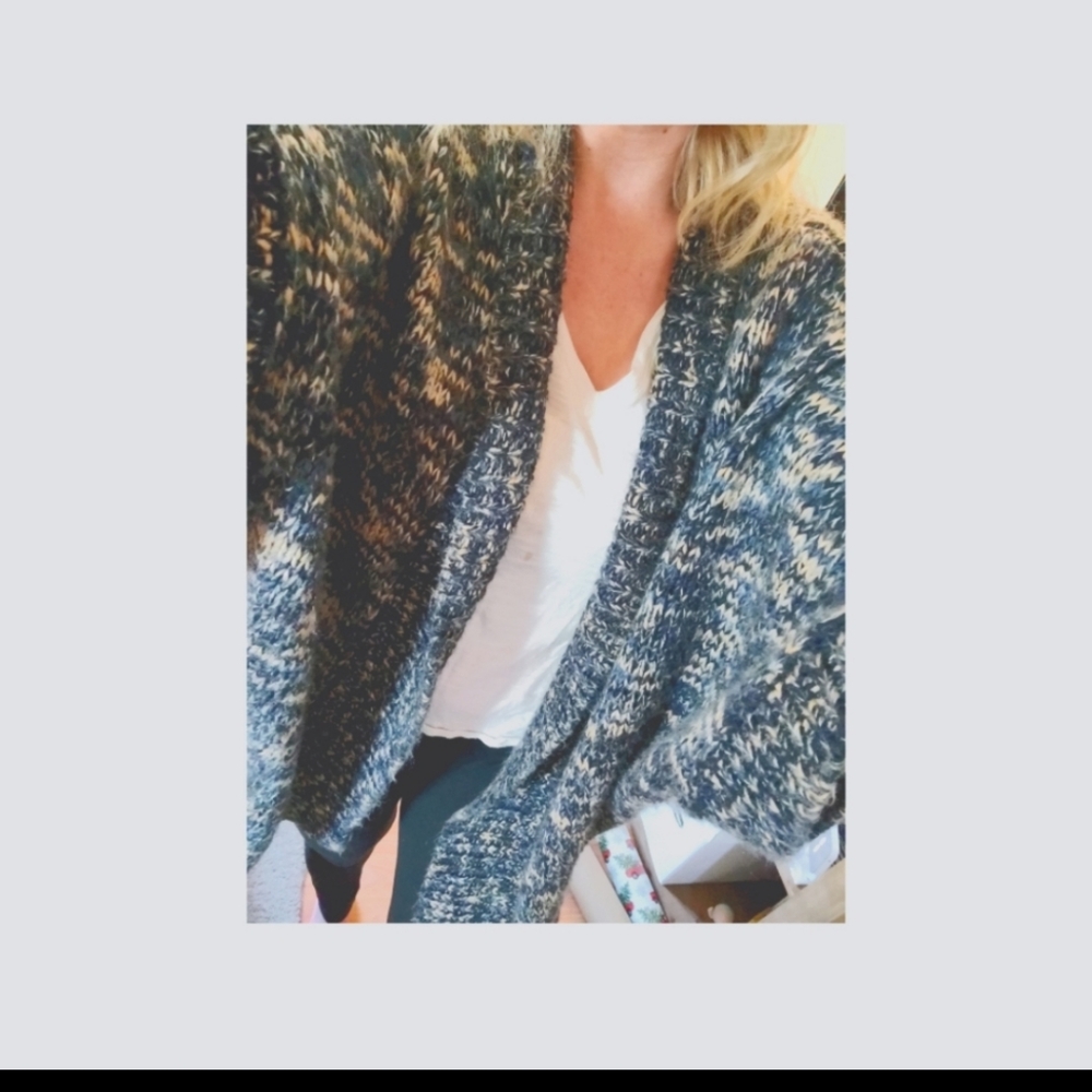 Universal Thread knit cardigan - Picture 2 of 5